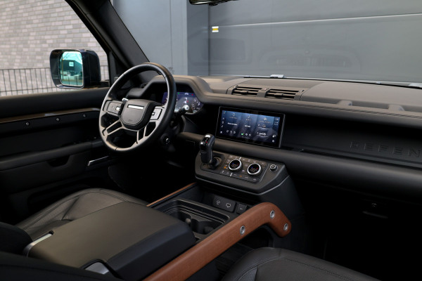 Land Rover Defender 110 3.0 P400 110 X . | NAP | FULL OPTION! | €153.798 NP! | 22'' URBAN | MERIDIAN SURROUND | STANDKACHEL | ELEK TREKHAAK |
