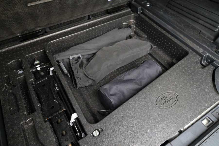 Land Rover Defender 110 3.0 P400 110 X . | NAP | FULL OPTION! | €153.798 NP! | 22'' URBAN | MERIDIAN SURROUND | STANDKACHEL | ELEK TREKHAAK |