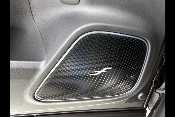 Mercedes-Benz EQA 250+ Business Solution AMG 71 kWh | Winterpakket | Nightpakket | GUARD 360° Plus | DISTRONIC | Smartphone integratie | Panoramaschuifdak | Stuurwielpaddles |