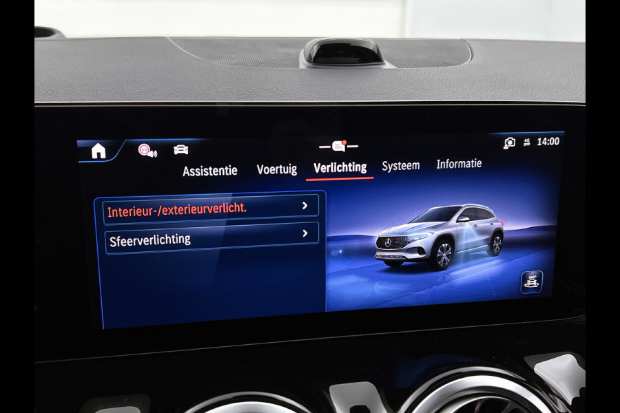 Mercedes-Benz EQA 250+ Business Solution AMG 71 kWh | Winterpakket | Nightpakket | GUARD 360° Plus | DISTRONIC | Smartphone integratie | Panoramaschuifdak | Stuurwielpaddles |