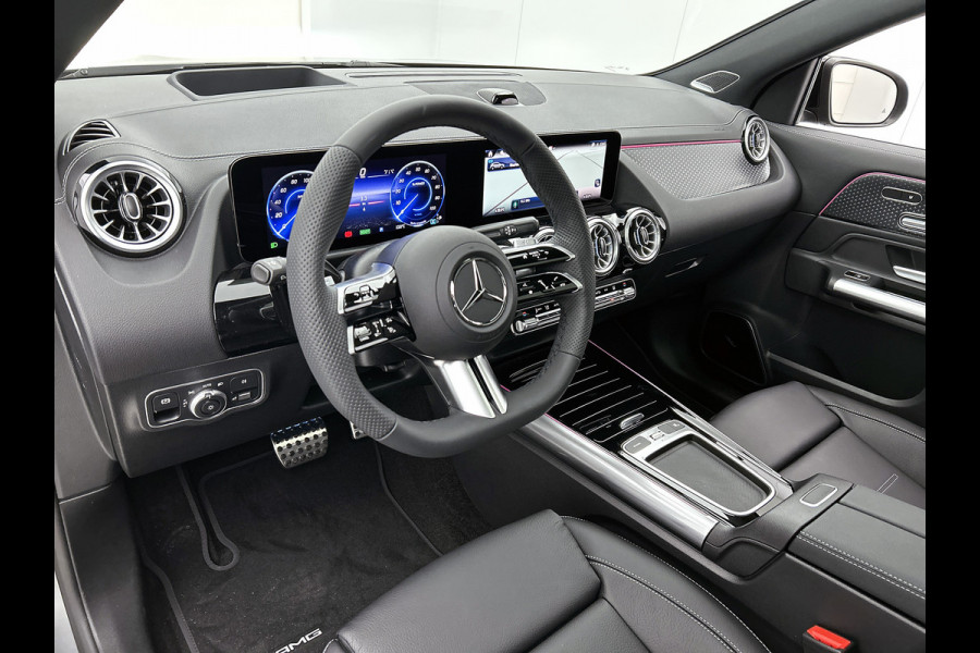 Mercedes-Benz EQA 250+ Business Solution AMG 71 kWh | Winterpakket | Nightpakket | GUARD 360° Plus | DISTRONIC | Smartphone integratie | Panoramaschuifdak | Stuurwielpaddles |