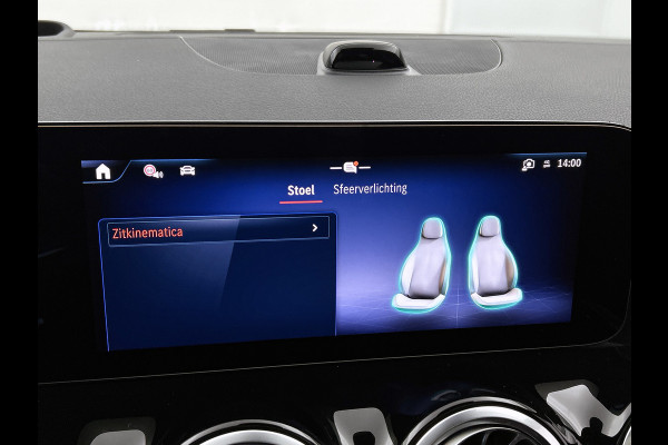 Mercedes-Benz EQA 250+ Business Solution AMG 71 kWh | Winterpakket | Nightpakket | GUARD 360° Plus | DISTRONIC | Smartphone integratie | Panoramaschuifdak | Stuurwielpaddles |