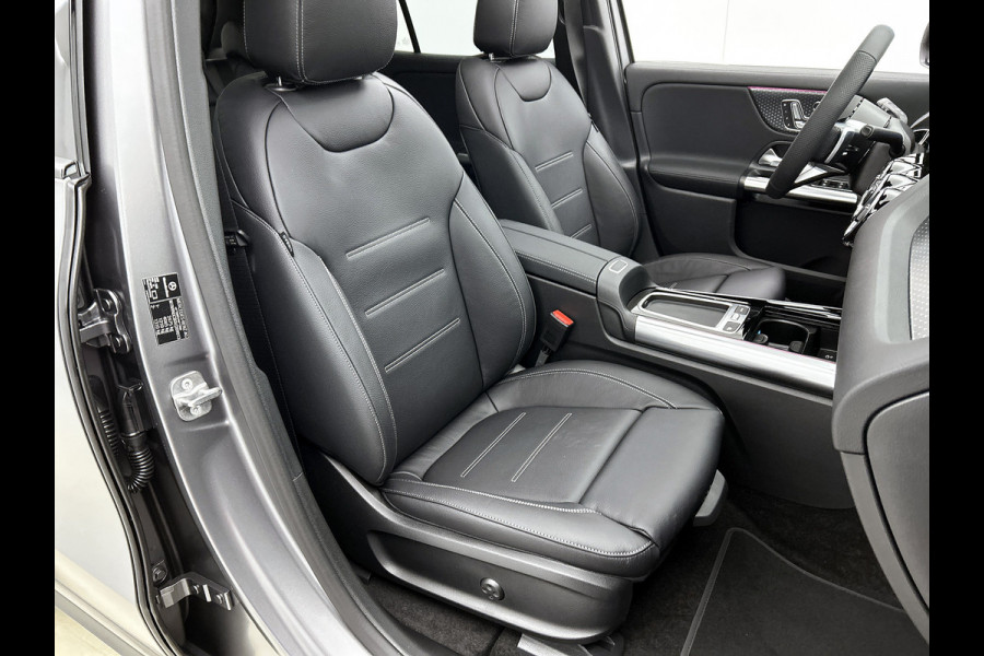 Mercedes-Benz EQA 250+ Business Solution AMG 71 kWh | Winterpakket | Nightpakket | GUARD 360° Plus | DISTRONIC | Smartphone integratie | Panoramaschuifdak | Stuurwielpaddles |