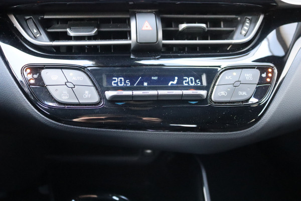 Toyota C-HR 1.8 Hybrid 122PK Automaat Dynamic Trekhaak/Navigatie/Camera/Stoelverwarming