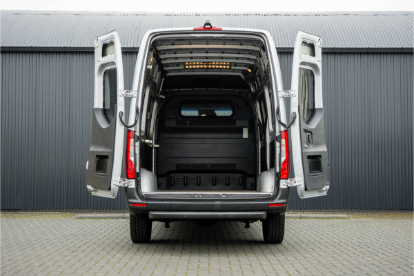 Mercedes-Benz Sprinter 316CDI L2H2 | 163 PK | 3-Zits | Climatronic | Camera | Carplay | Airco