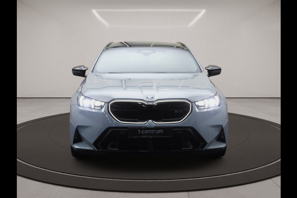 BMW 5 Serie Touring M5, M-Drivers Pack, Panoramadak, B&W Sound, Trekhaak, Carbon Int, Driv. Ass. Prof, Comfort Pack,