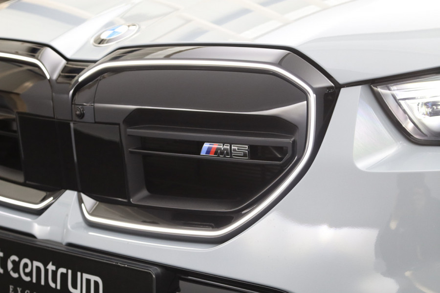 BMW 5 Serie Touring M5, M-Drivers Pack, Panoramadak, B&W Sound, Trekhaak, Carbon Int, Driv. Ass. Prof, Comfort Pack,