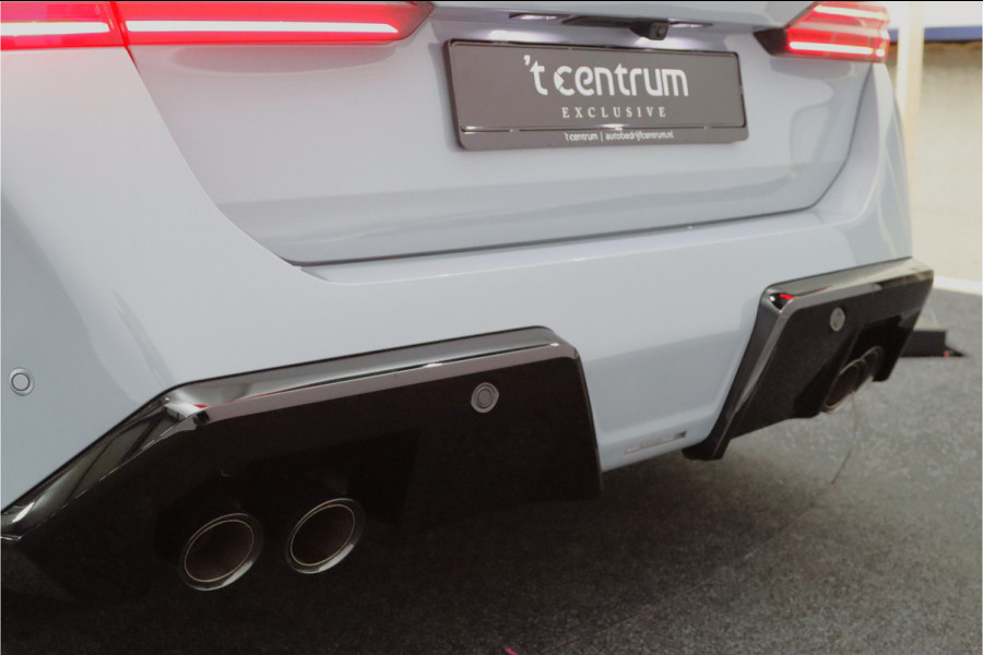 BMW 5 Serie Touring M5, M-Drivers Pack, Panoramadak, B&W Sound, Trekhaak, Carbon Int, Driv. Ass. Prof, Comfort Pack,