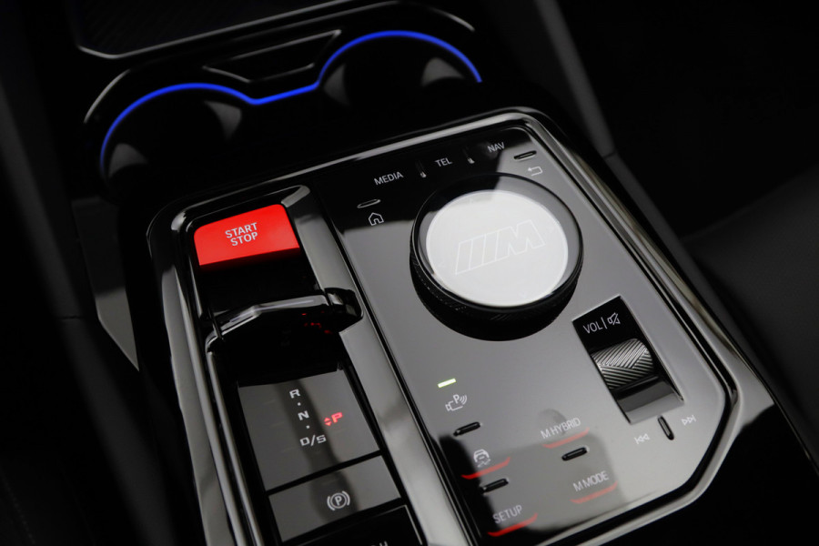 BMW 5 Serie Touring M5, M-Drivers Pack, Panoramadak, B&W Sound, Trekhaak, Carbon Int, Driv. Ass. Prof, Comfort Pack,