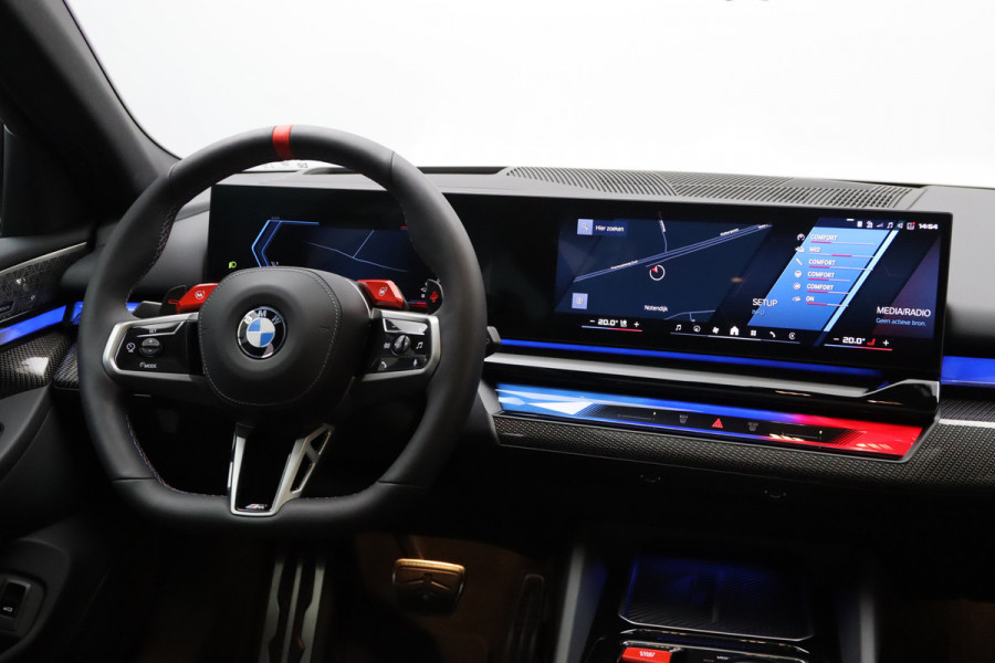 BMW 5 Serie Touring M5, M-Drivers Pack, Panoramadak, B&W Sound, Trekhaak, Carbon Int, Driv. Ass. Prof, Comfort Pack,