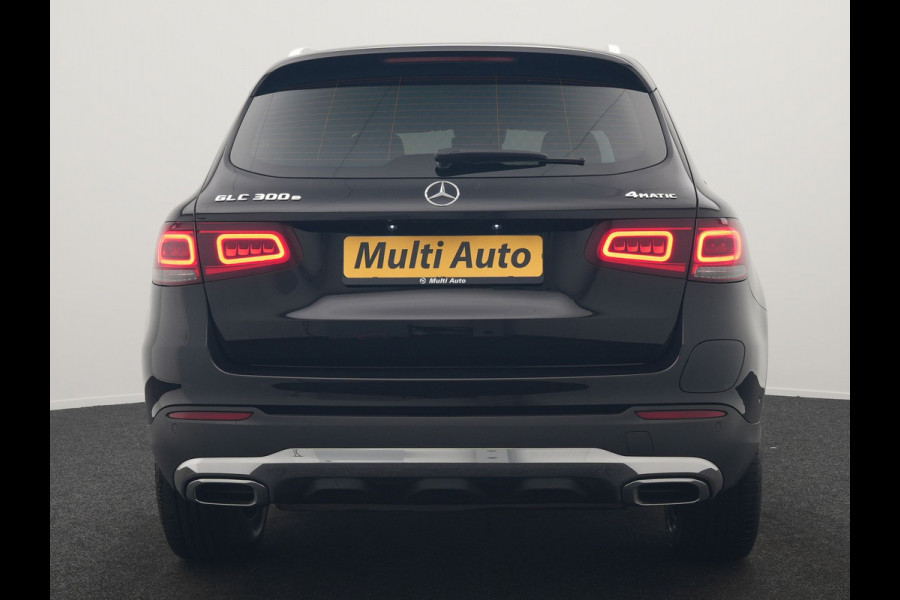 Mercedes-Benz GLC 300e 4MATIC Premium PHEV 320pk Dealer O.H | Adaptive Cruise | Camera | Alcantara Sportstoelen Verwarmd | Apple Carplay | Blis | AMG Interieur | Navigatie | DAB | Plug In Hybrid |