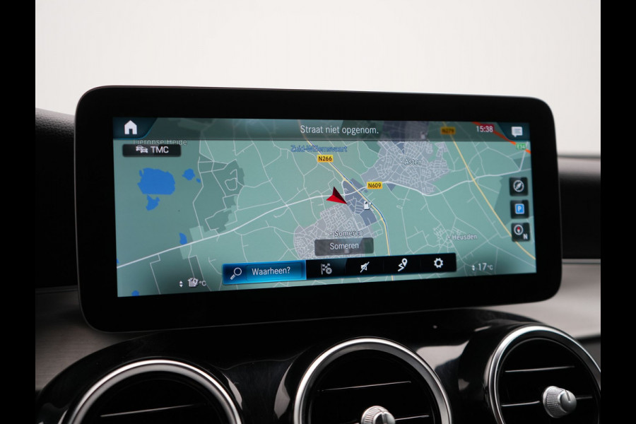 Mercedes-Benz GLC 300e 4MATIC Premium PHEV 320pk Dealer O.H | Adaptive Cruise | Camera | Alcantara Sportstoelen Verwarmd | Apple Carplay | Blis | AMG Interieur | Navigatie | DAB | Plug In Hybrid |