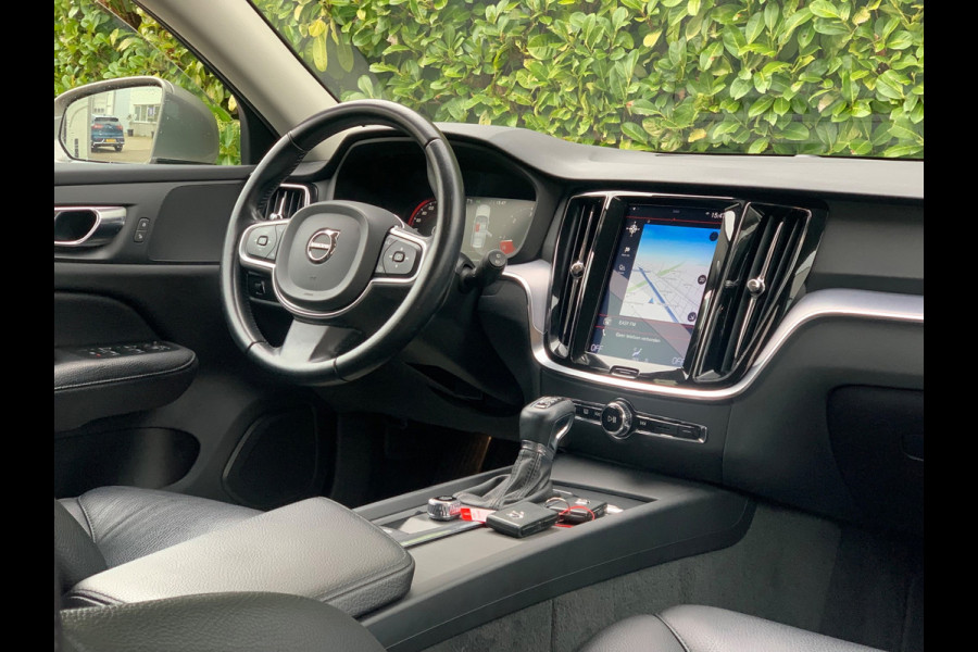 Volvo V60 2.0 D4 Inscription 190PK LEDER FULL 2021 DEALER OH / NETTO EXPORT € 14.950