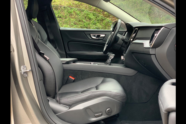 Volvo V60 2.0 D4 Inscription 190PK LEDER FULL 2021 DEALER OH / NETTO EXPORT € 14.950