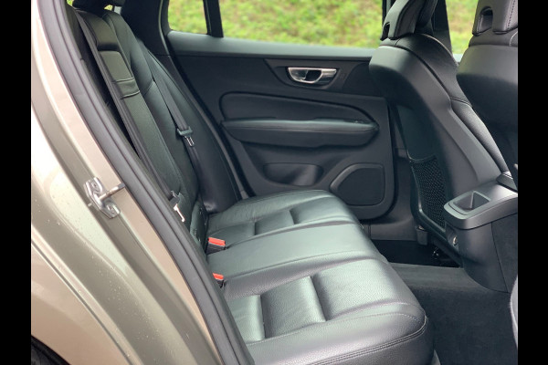 Volvo V60 2.0 D4 Inscription 190PK LEDER FULL 2021 DEALER OH / NETTO EXPORT € 14.950