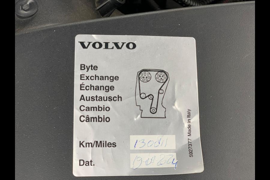 Volvo V60 2.0 D4 Inscription 190PK LEDER FULL 2021 DEALER OH / NETTO EXPORT € 14.950