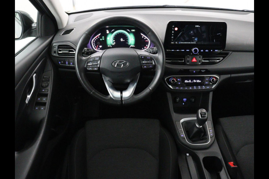 Hyundai i30 1.0 T-GDi MHEV Comfort | Carplay | Camera | Keyless | Navigatie | Climate control | Bluetooth | Cruise control | DAB | Parkeerhulp
