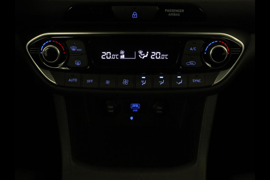 Hyundai i30 1.0 T-GDi MHEV Comfort | Carplay | Camera | Keyless | Navigatie | Climate control | Bluetooth | Cruise control | DAB | Parkeerhulp
