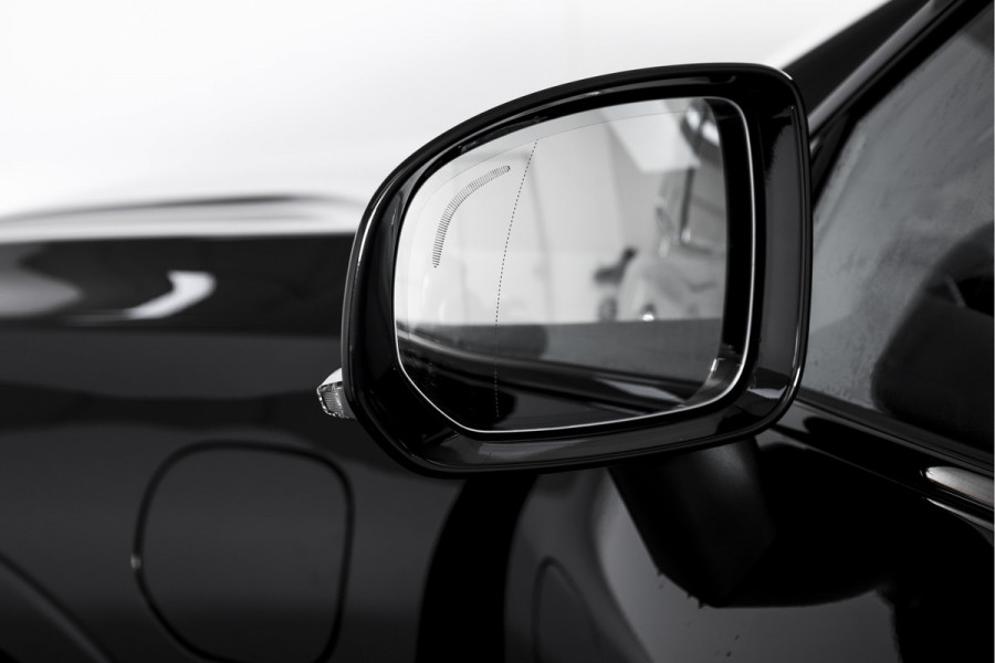 Volvo XC60 2.0 T6 Plug-in hybrid AWD Plus Black Edition - Facelift MY26 | Harman/Kardon | S/K-Panodak | Dig. Cockpit | Adapt. Cruise | Elek. Klep | Stoel-+Stuurverw. | 360 Camera | NAV+App. Connect | ECC | LM 21" | 1711