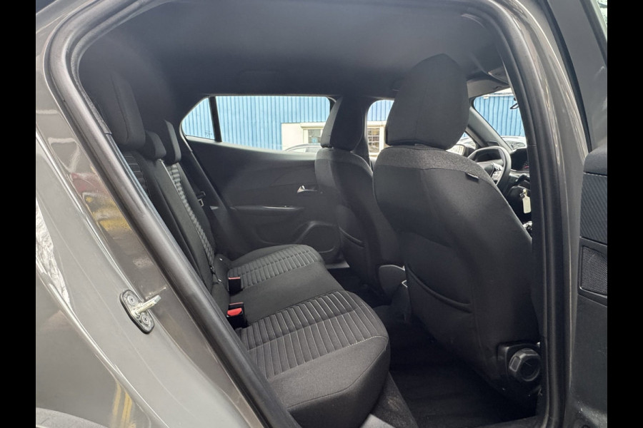 Peugeot 2008 1.2 PureTech 100 Active - Nieuw Model I Apple CarPaly / Navigatie I Airco I LED & PDC I Dealer onderhouden