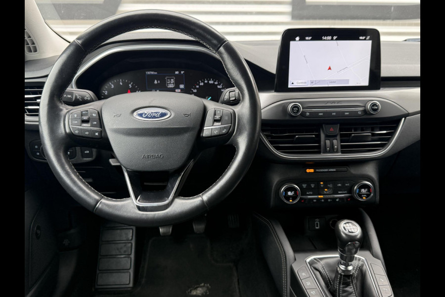 Ford FOCUS Wagon 1.0 EcoBoost Titanium Business 2e Eigenaar|Navi|Trekhaak|Camera|B&O Sound System|Clima|Cruise|Stoelverwarming|N.A.P|APK tot 07-2026
