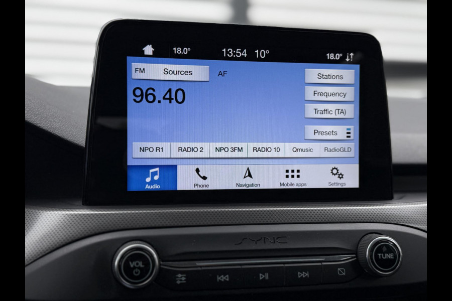 Ford FOCUS Wagon 1.0 EcoBoost Titanium Business 2e Eigenaar|Navi|Trekhaak|Camera|B&O Sound System|Clima|Cruise|Stoelverwarming|N.A.P|APK tot 07-2026