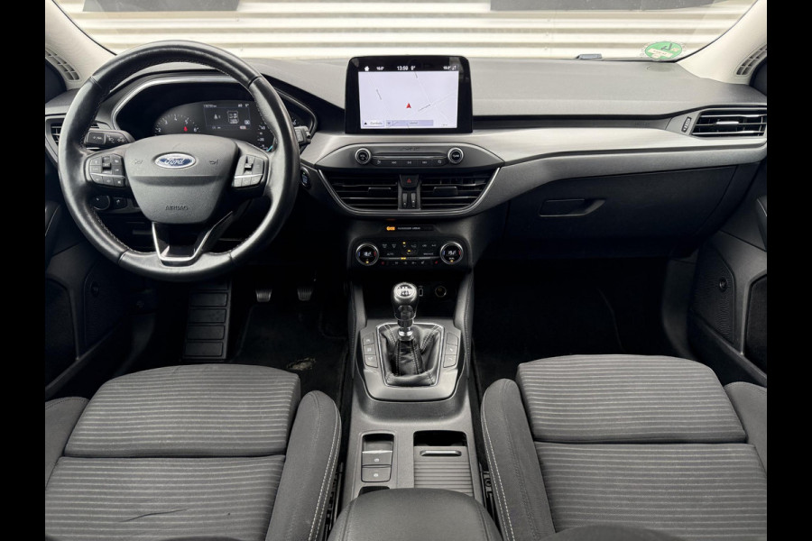 Ford FOCUS Wagon 1.0 EcoBoost Titanium Business 2e Eigenaar|Navi|Trekhaak|Camera|B&O Sound System|Clima|Cruise|Stoelverwarming|N.A.P|APK tot 07-2026