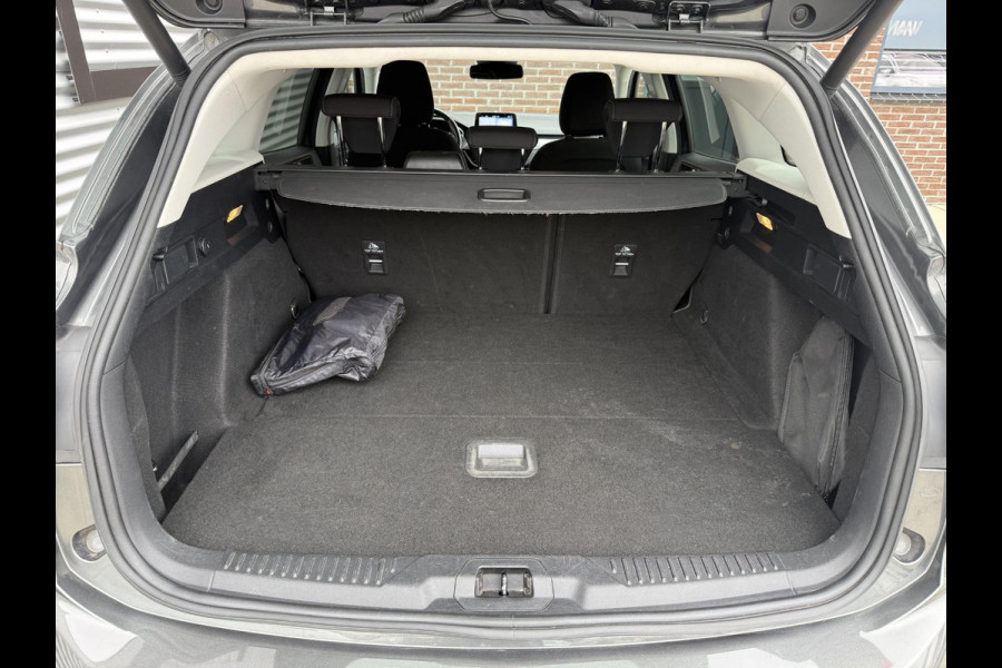 Ford FOCUS Wagon 1.0 EcoBoost Titanium Business 2e Eigenaar|Navi|Trekhaak|Camera|B&O Sound System|Clima|Cruise|Stoelverwarming|N.A.P|APK tot 07-2026