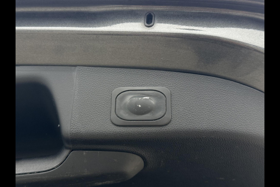 Ford FOCUS Wagon 1.0 EcoBoost Titanium Business 2e Eigenaar|Navi|Trekhaak|Camera|B&O Sound System|Clima|Cruise|Stoelverwarming|N.A.P|APK tot 07-2026