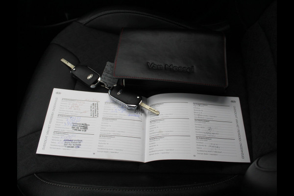 Kia Niro 1.6 GDi Hybrid DynamicLine CARPLAY | CAMERA | DAB | CLIMATE | PDC | LMV16 | HALFLEER | ADAPCRUISE | LED | NAVI | TREKHAAK