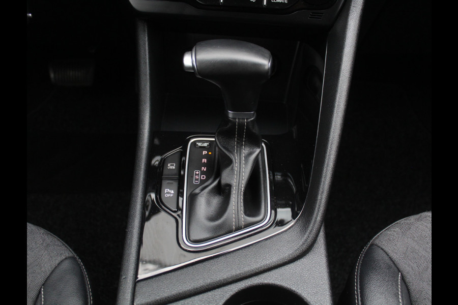 Kia Niro 1.6 GDi Hybrid DynamicLine CARPLAY | CAMERA | DAB | CLIMATE | PDC | LMV16 | HALFLEER | ADAPCRUISE | LED | NAVI | TREKHAAK
