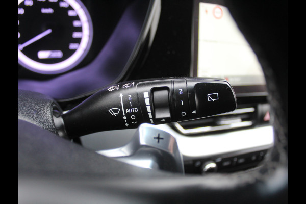 Kia Niro 1.6 GDi Hybrid DynamicLine CARPLAY | CAMERA | DAB | CLIMATE | PDC | LMV16 | HALFLEER | ADAPCRUISE | LED | NAVI | TREKHAAK