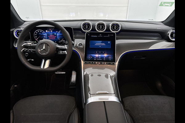 Mercedes-Benz GLC Coupé 300e 4MATIC Sport Edition | Premium | Winterpakket | Nightpakket | Trekhaak | DISTRONIC | URBAN GUARD Plus | 20" multispaaks AMG velgen |