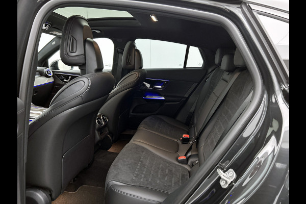 Mercedes-Benz GLC Coupé 300e 4MATIC Sport Edition | Premium | Winterpakket | Nightpakket | Trekhaak | DISTRONIC | URBAN GUARD Plus | 20" multispaaks AMG velgen |