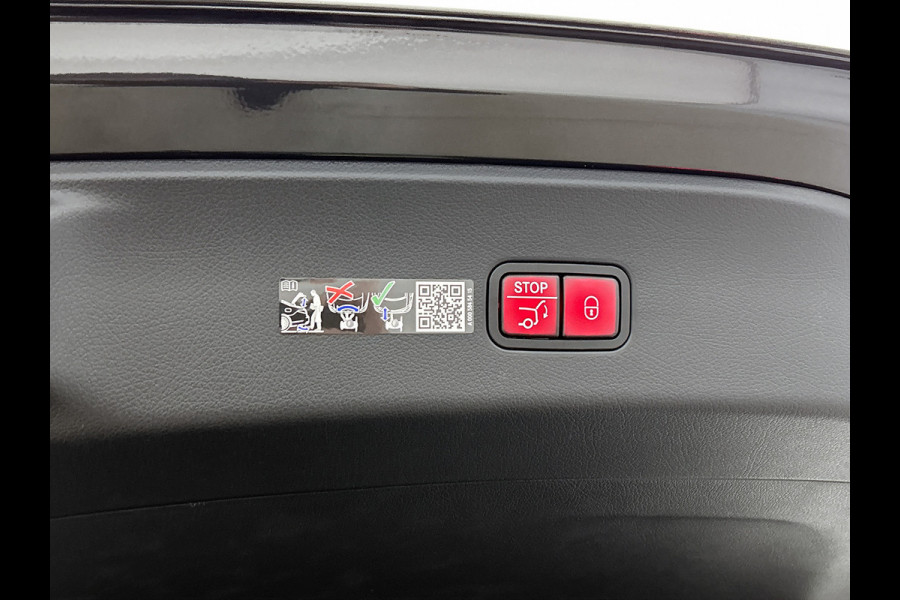 Mercedes-Benz GLC Coupé 300e 4MATIC Sport Edition | Premium | Winterpakket | Nightpakket | Trekhaak | DISTRONIC | URBAN GUARD Plus | 20" multispaaks AMG velgen |