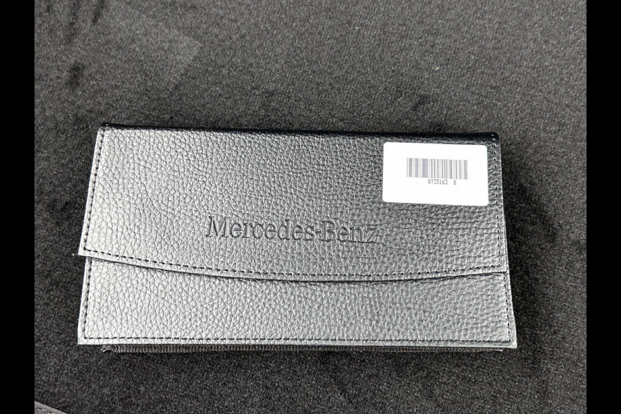 Mercedes-Benz GLC Coupé 300e 4MATIC Sport Edition | Premium | Winterpakket | Nightpakket | Trekhaak | DISTRONIC | URBAN GUARD Plus | 20" multispaaks AMG velgen |