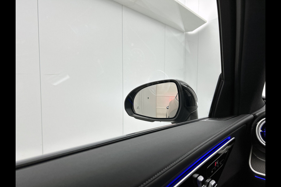 Mercedes-Benz GLC Coupé 300e 4MATIC Sport Edition | Premium | Winterpakket | Nightpakket | Trekhaak | DISTRONIC | URBAN GUARD Plus | 20" multispaaks AMG velgen |