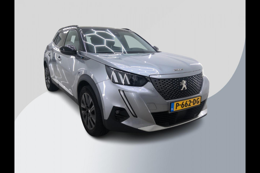 Peugeot e-2008 EV GT Pack 50 kWh | 25.500 KM | SOH 92% | Panorama dak | VERWACHT!