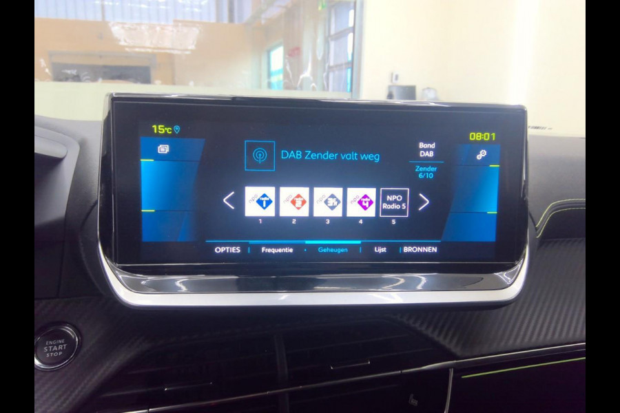 Peugeot e-2008 EV GT Pack 50 kWh | 25.500 KM | SOH 92% | Panorama dak | VERWACHT!