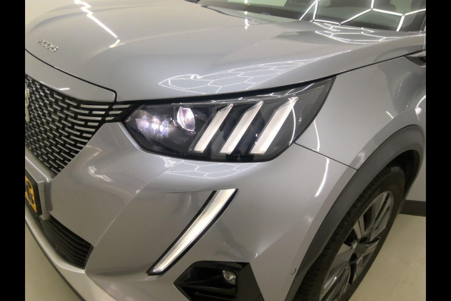 Peugeot e-2008 EV GT Pack 50 kWh | 25.500 KM | SOH 92% | Panorama dak | VERWACHT!