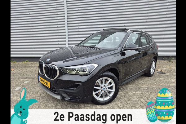 BMW X1 XDrive25e Automaat,Panomadak,Carplay,Stoelverwarming,extra,Winter,Cruisecomtrol
