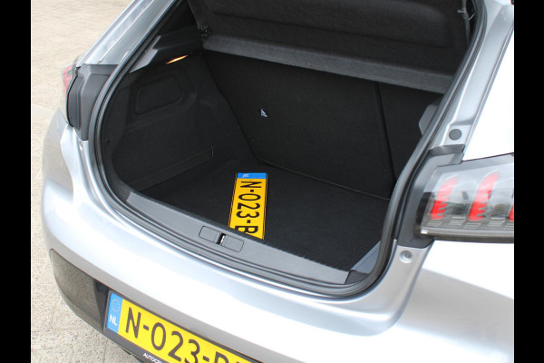 Peugeot 208 1.2 PureTech GT-Line | ALARM | TREKHAAK |