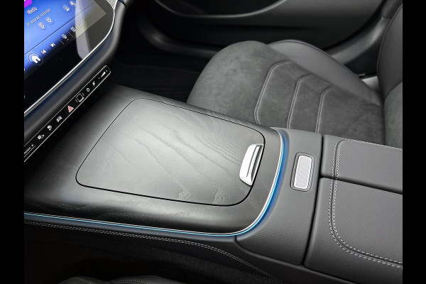 Mercedes-Benz E-Klasse Estate 300 e Business Solution AMG | Winterpakket | Nightpakket | Comfortpakket Plus | Trekhaak | Head-up display | Panoramaschuifdak | 20" multispaaks AMG velgen |