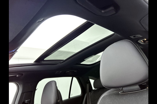 Mercedes-Benz E-Klasse Estate 300 e Business Solution AMG | Winterpakket | Nightpakket | Comfortpakket Plus | Trekhaak | Head-up display | Panoramaschuifdak | 20" multispaaks AMG velgen |