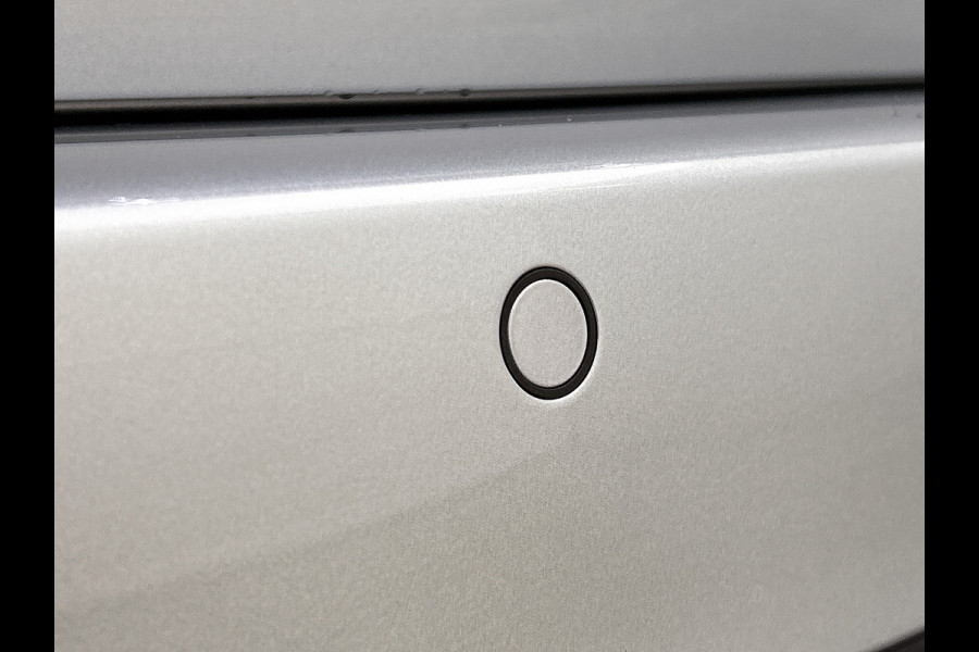 Mercedes-Benz E-Klasse Estate 300 e Business Solution AMG | Winterpakket | Nightpakket | Comfortpakket Plus | Trekhaak | Head-up display | Panoramaschuifdak | 20" multispaaks AMG velgen |