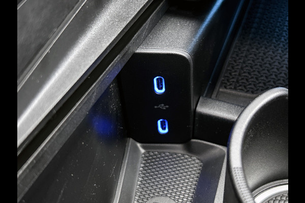 Mercedes-Benz E-Klasse Estate 300 e Business Solution AMG | Winterpakket | Nightpakket | Comfortpakket Plus | Trekhaak | Head-up display | Panoramaschuifdak | 20" multispaaks AMG velgen |