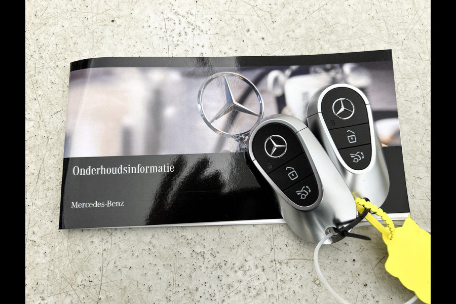 Mercedes-Benz E-Klasse Estate 300 e Business Solution AMG | Winterpakket | Nightpakket | Comfortpakket Plus | Trekhaak | Head-up display | Panoramaschuifdak | 20" multispaaks AMG velgen |