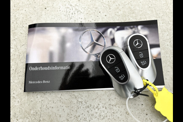 Mercedes-Benz E-Klasse Estate 300 e Business Solution AMG | Winterpakket | Nightpakket | Comfortpakket Plus | Trekhaak | Head-up display | Panoramaschuifdak | 20" multispaaks AMG velgen |