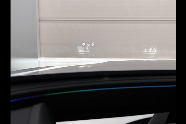 Mercedes-Benz E-Klasse Estate 300 e Business Solution AMG | Winterpakket | Nightpakket | Comfortpakket Plus | Trekhaak | Head-up display | Panoramaschuifdak | 20" multispaaks AMG velgen |