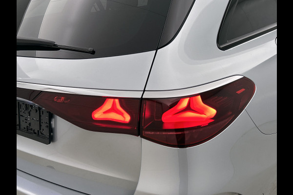 Mercedes-Benz E-Klasse Estate 300 e Business Solution AMG | Winterpakket | Nightpakket | Comfortpakket Plus | Trekhaak | Head-up display | Panoramaschuifdak | 20" multispaaks AMG velgen |